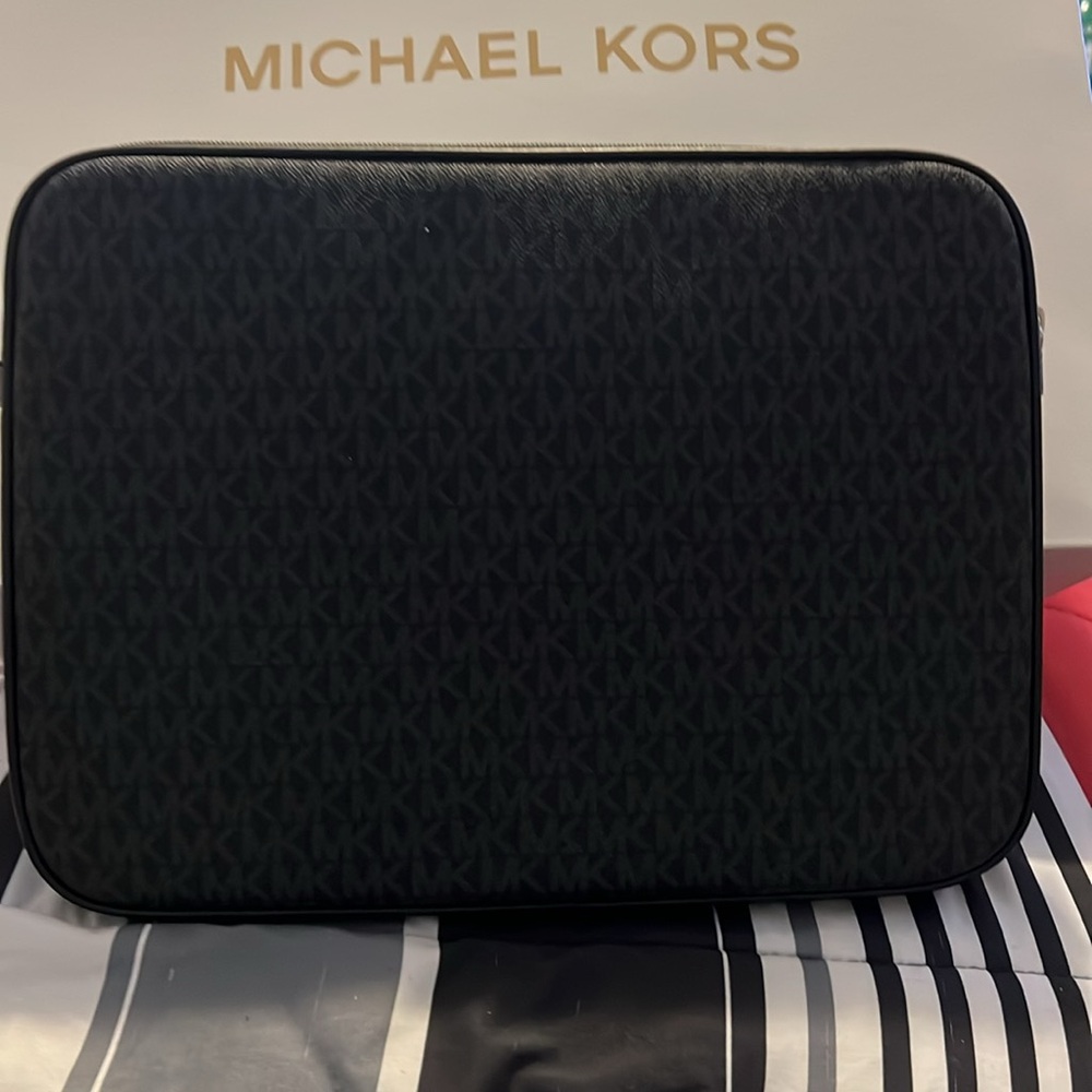 Brand new laptop bag - Picture 2 of 4
